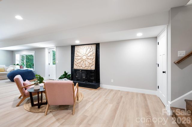 15 Pine Ridge Court, Fletcher, NC 28732