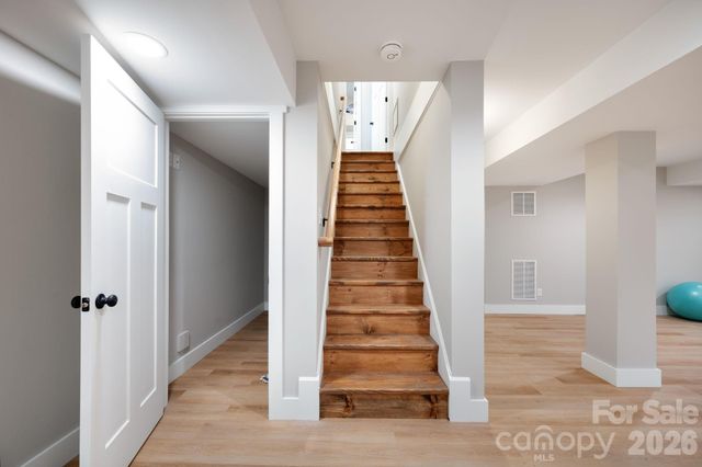 15 Pine Ridge Court, Fletcher, NC 28732