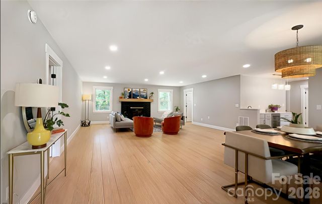 15 Pine Ridge Court, Fletcher, NC 28732