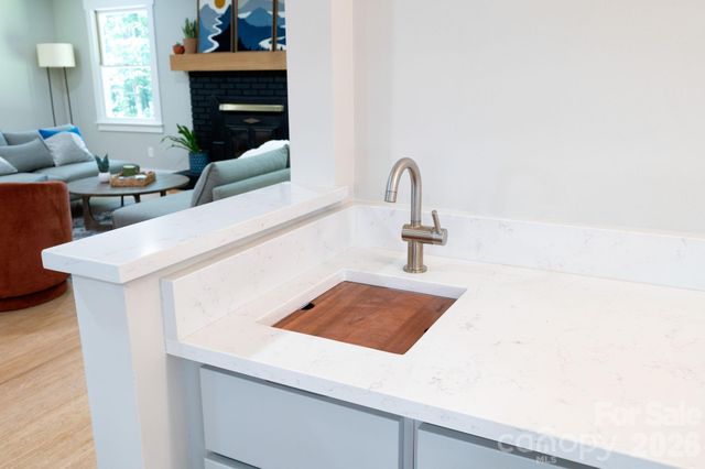 15 Pine Ridge Court, Fletcher, NC 28732