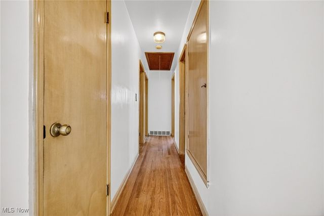 2802 Klusner Avenue, Parma, OH 44134