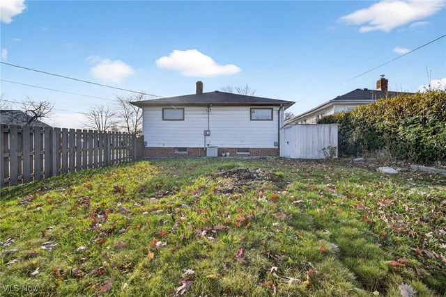 2802 Klusner Avenue, Parma, OH 44134