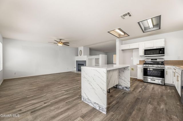 37608 Ribbon Lane, Palmdale, CA 93552