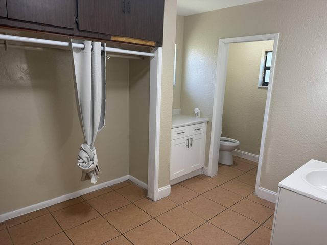 1200 NW 7TH Terrace, Fort Lauderdale, FL 33311