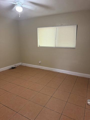 1200 NW 7TH Terrace, Fort Lauderdale, FL 33311