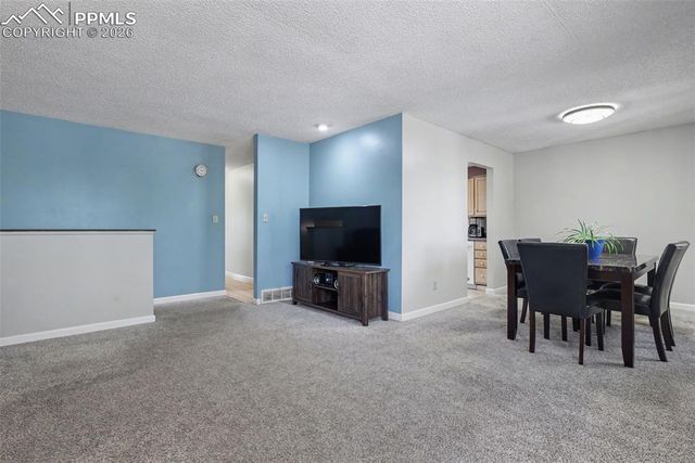 6945 Fielding Circle, Colorado Springs, CO 80911