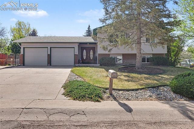 6945 Fielding Circle, Colorado Springs, CO 80911