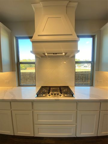 360 Devonshire Drive, Greenville, TX 75401