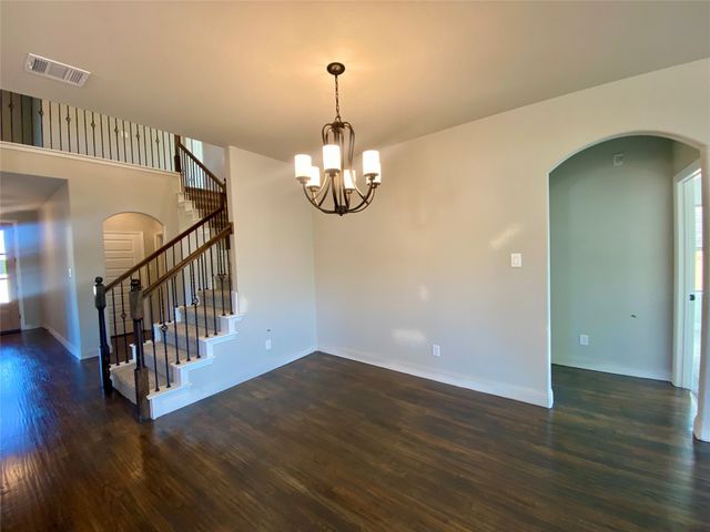 360 Devonshire Drive, Greenville, TX 75401