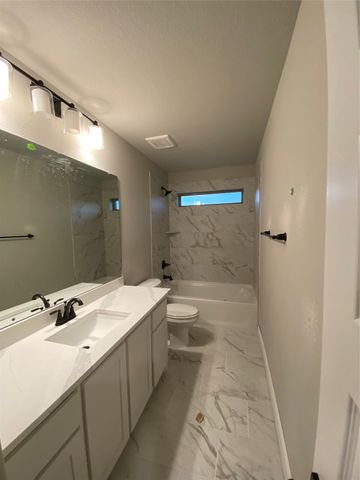 360 Devonshire Drive, Greenville, TX 75401