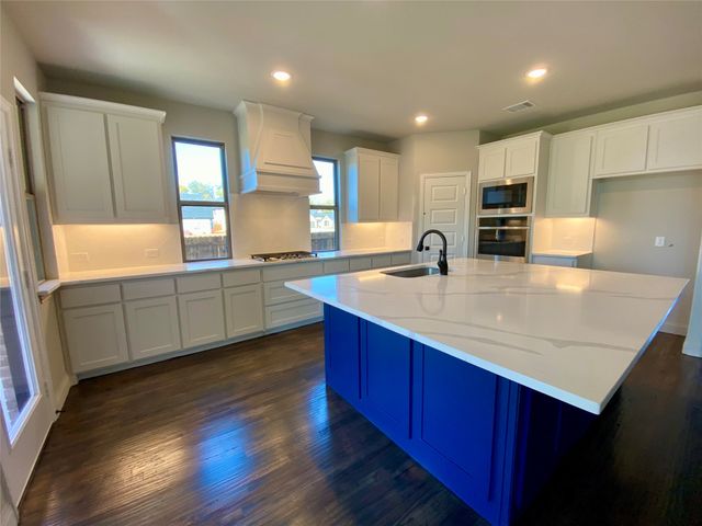 360 Devonshire Drive, Greenville, TX 75401