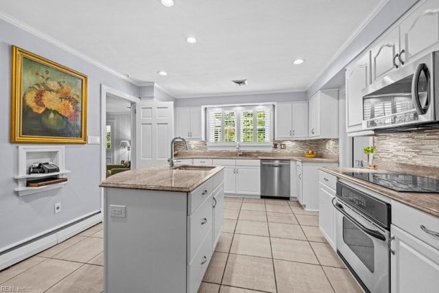 1611 Whitethorne RD, Virginia Beach, VA 23455
