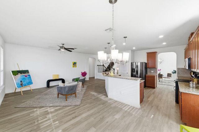 112 W Point WAY, Elgin, TX 78621