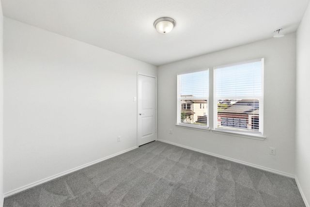 112 W Point WAY, Elgin, TX 78621