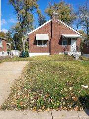 6733 Wynhill Drive, St Louis, MO 63133