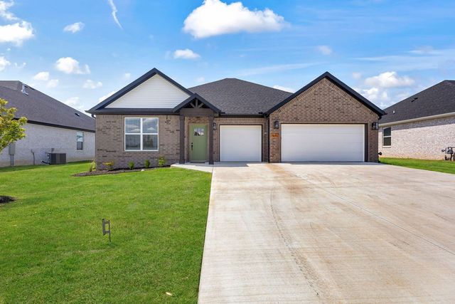 4750 Farmhouse Street, Springdale, AR 72762