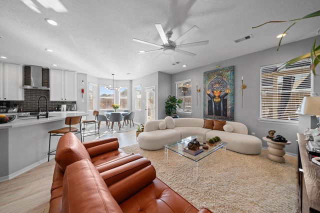 3216 Cactus Heights Lane, Pearland, TX 77581