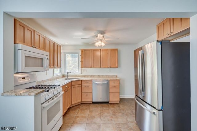 2008 Maple Ave, South Plainfield Boro, NJ 07080