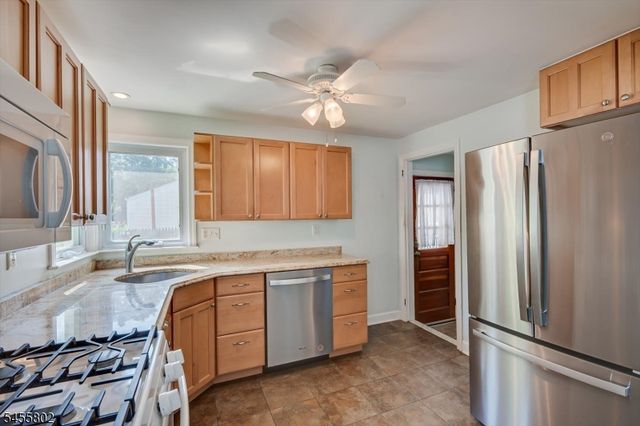 2008 Maple Ave, South Plainfield Boro, NJ 07080