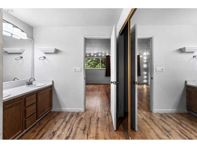 1611 Ne 113TH St 121, Vancouver, WA 98686