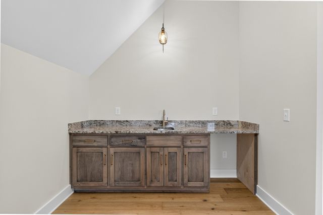 253 Bellsford Rd, Gallatin, TN 37066