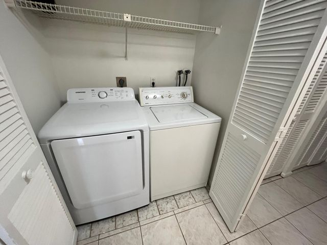 9334 Sable Ridge Circle D, Boca Raton, FL 33428