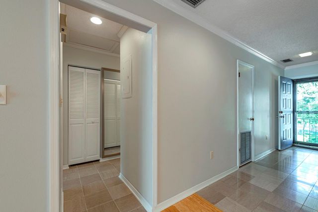 110 N TREMAIN STREET 202, Mount Dora, FL 32757