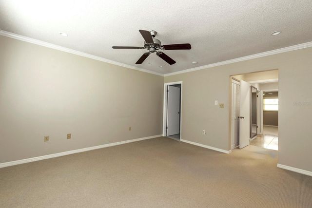 110 N TREMAIN STREET 202, Mount Dora, FL 32757