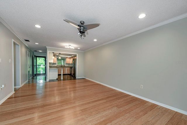 110 N TREMAIN STREET 202, Mount Dora, FL 32757