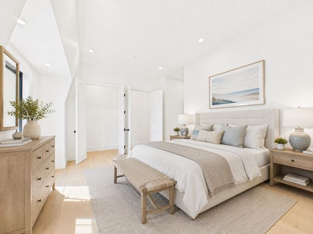 244 L Street 7, Boston, MA 02127