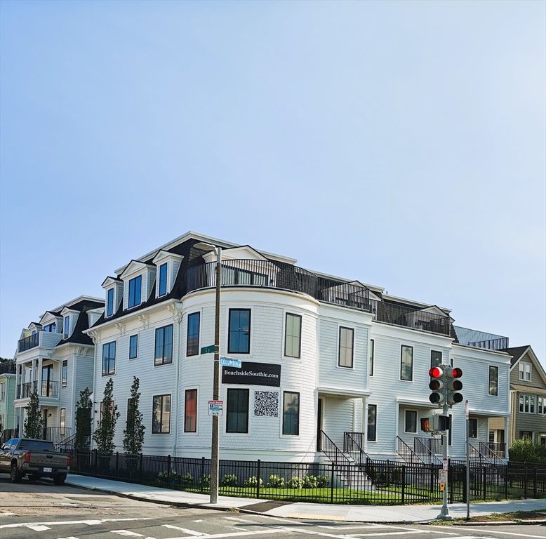 244 L Street 7, Boston, MA 02127