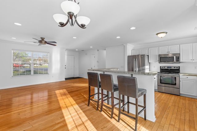 1099 Farmington Road, Charleston, SC 29412