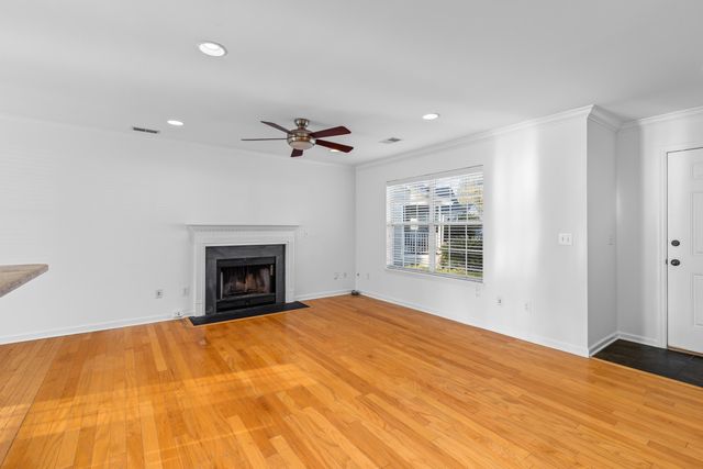 1099 Farmington Road, Charleston, SC 29412