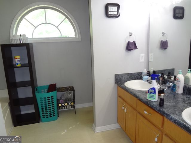 4748 Mitchells Ridge Drive, Ellenwood, GA 30294