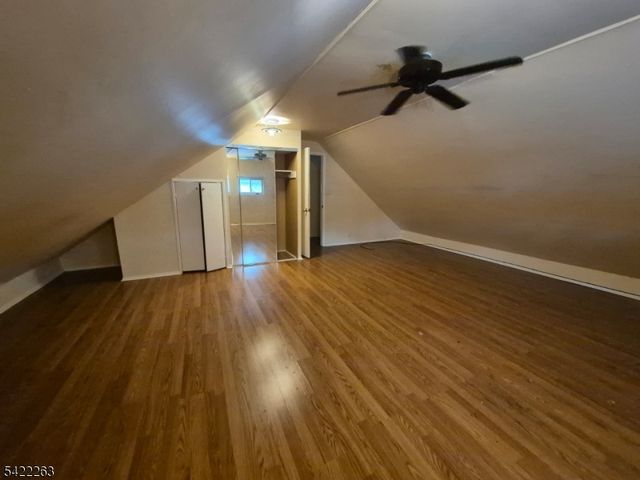 66 Independence Dr, Roselle Boro, NJ 07203