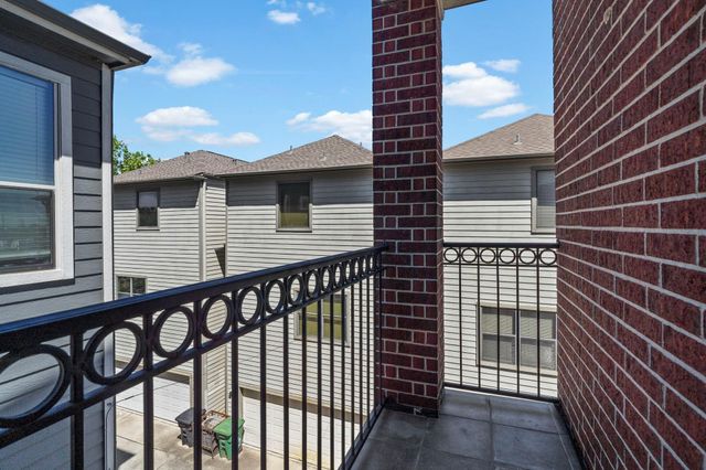 1218 Sandman Street, Houston, TX 77007