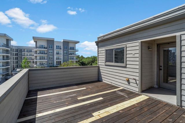 1218 Sandman Street, Houston, TX 77007