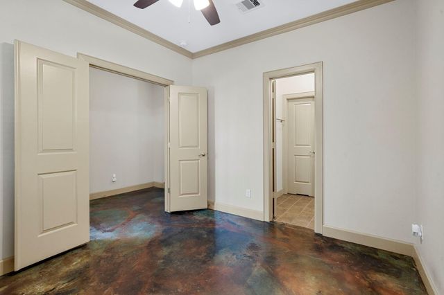 1218 Sandman Street, Houston, TX 77007