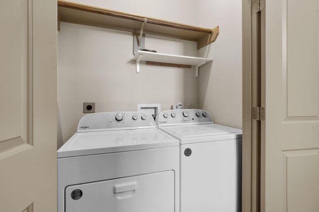 1218 Sandman Street, Houston, TX 77007