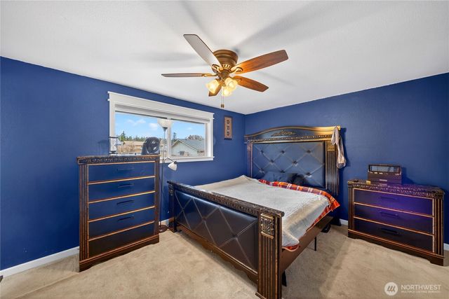 580 SW 3rd Avenue, Oak Harbor, WA 98277