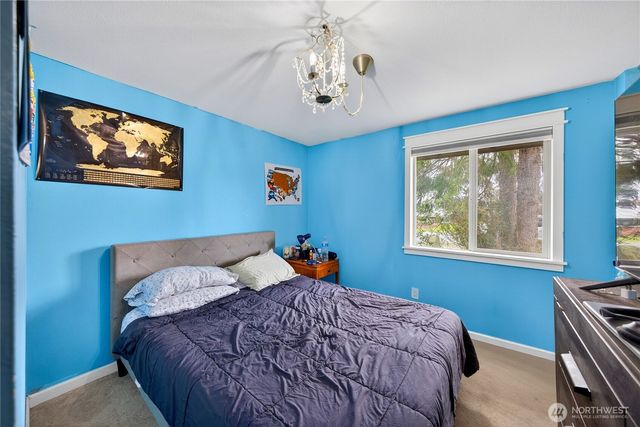 580 SW 3rd Avenue, Oak Harbor, WA 98277