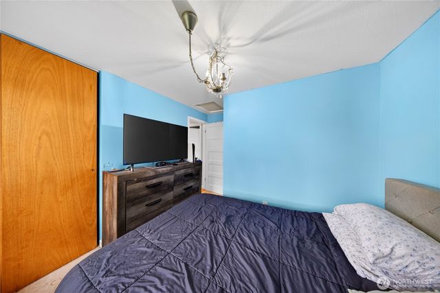 580 SW 3rd Avenue, Oak Harbor, WA 98277