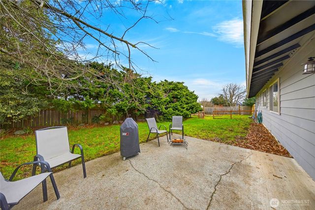 580 SW 3rd Avenue, Oak Harbor, WA 98277