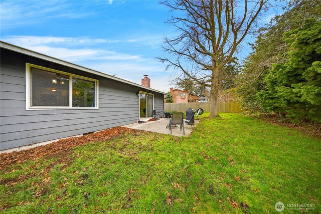 580 SW 3rd Avenue, Oak Harbor, WA 98277
