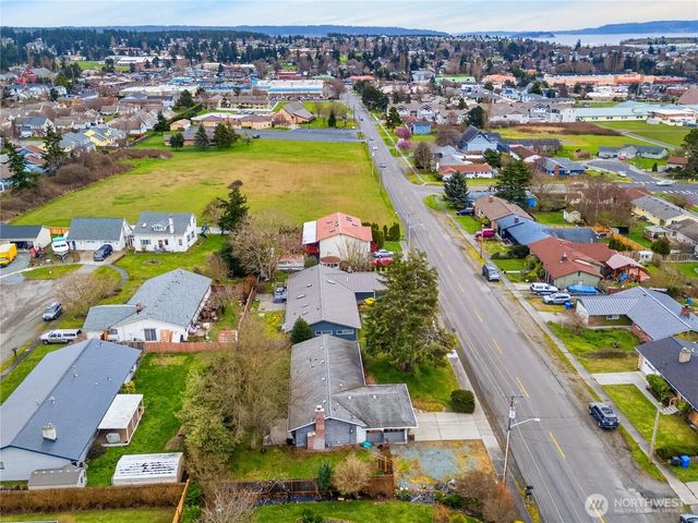 580 SW 3rd Avenue, Oak Harbor, WA 98277