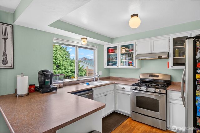 580 SW 3rd Avenue, Oak Harbor, WA 98277