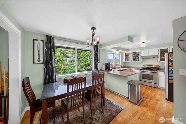 580 SW 3rd Avenue, Oak Harbor, WA 98277