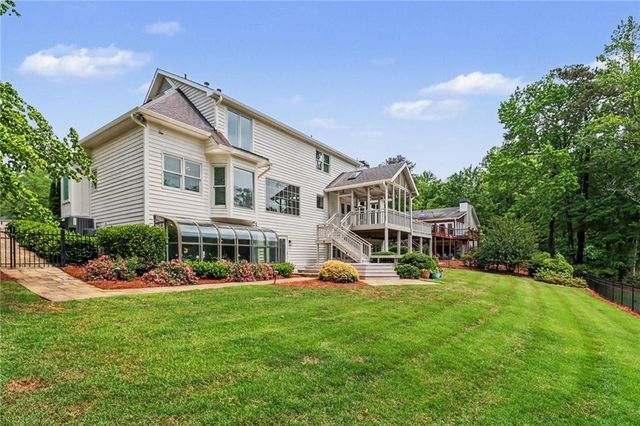 8895 Willowbrae Lane, Roswell, GA 30076
