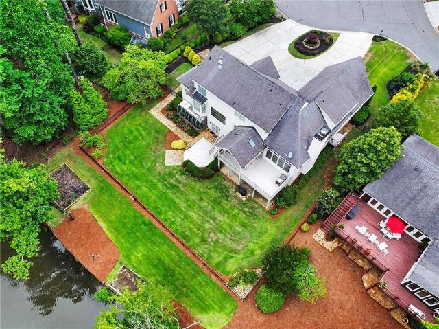 8895 Willowbrae Lane, Roswell, GA 30076