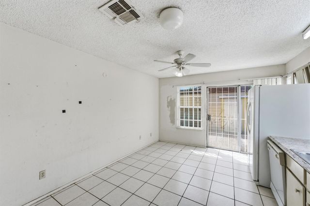 10331 Huntington Place Drive 331, Houston, TX 77099